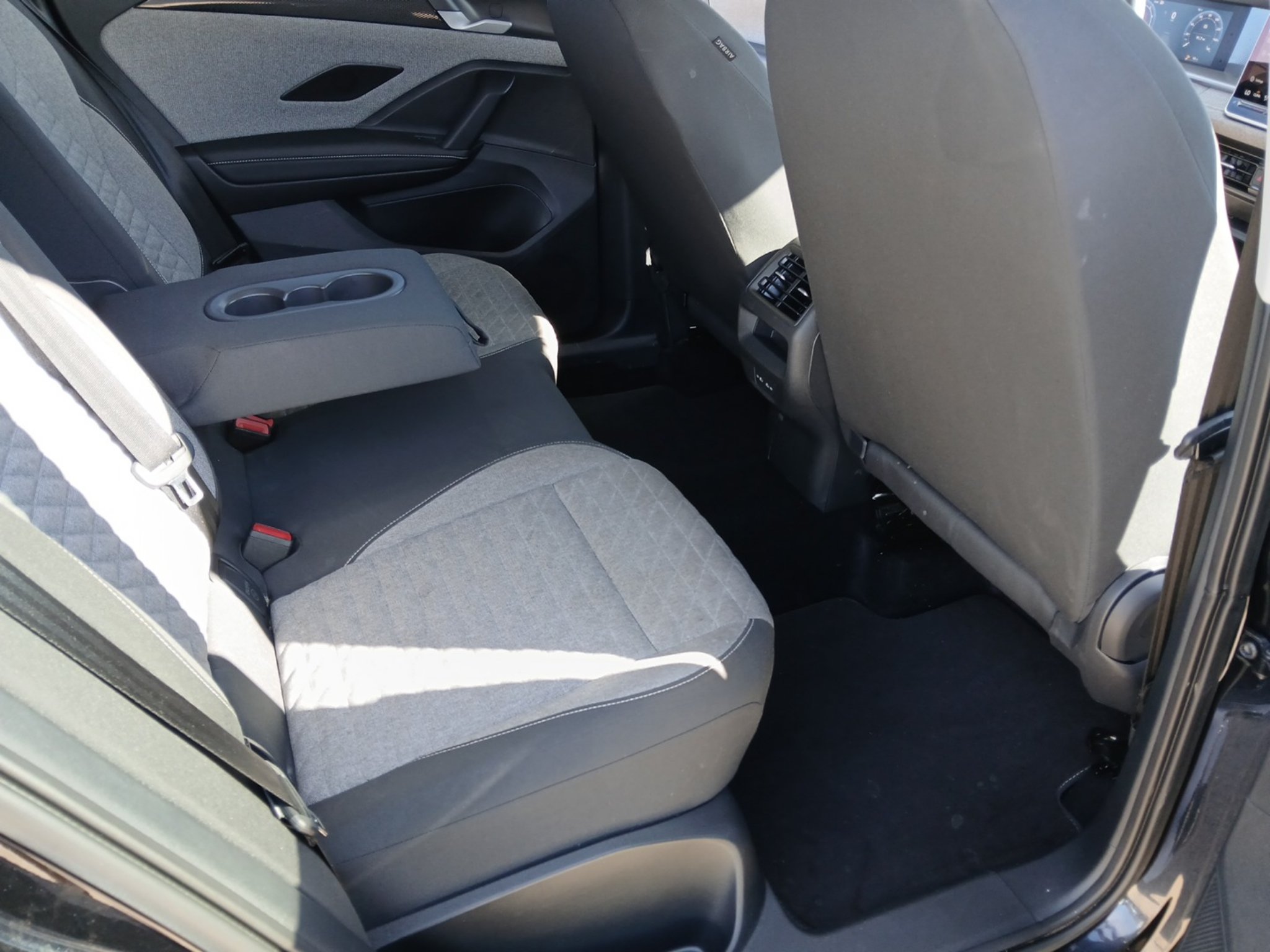 Used 2025 Volkswagen Tiguan S FWD image 23