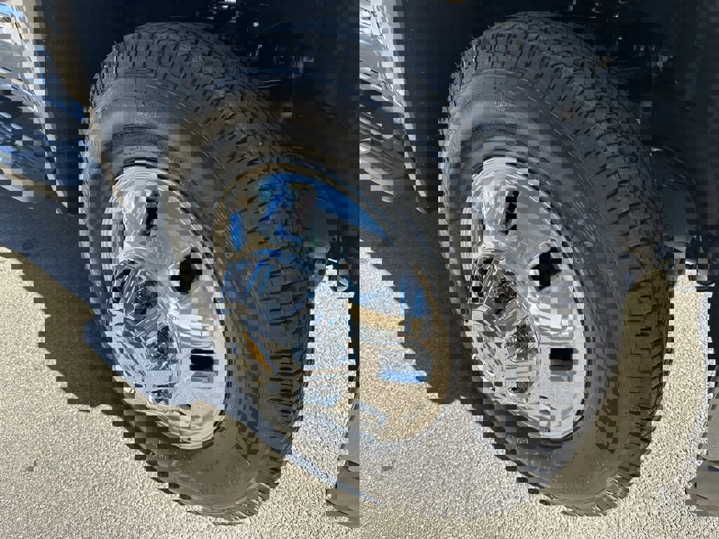 New 2026 Chevrolet Silverado 3500 High Country w/ Technology Package image 11