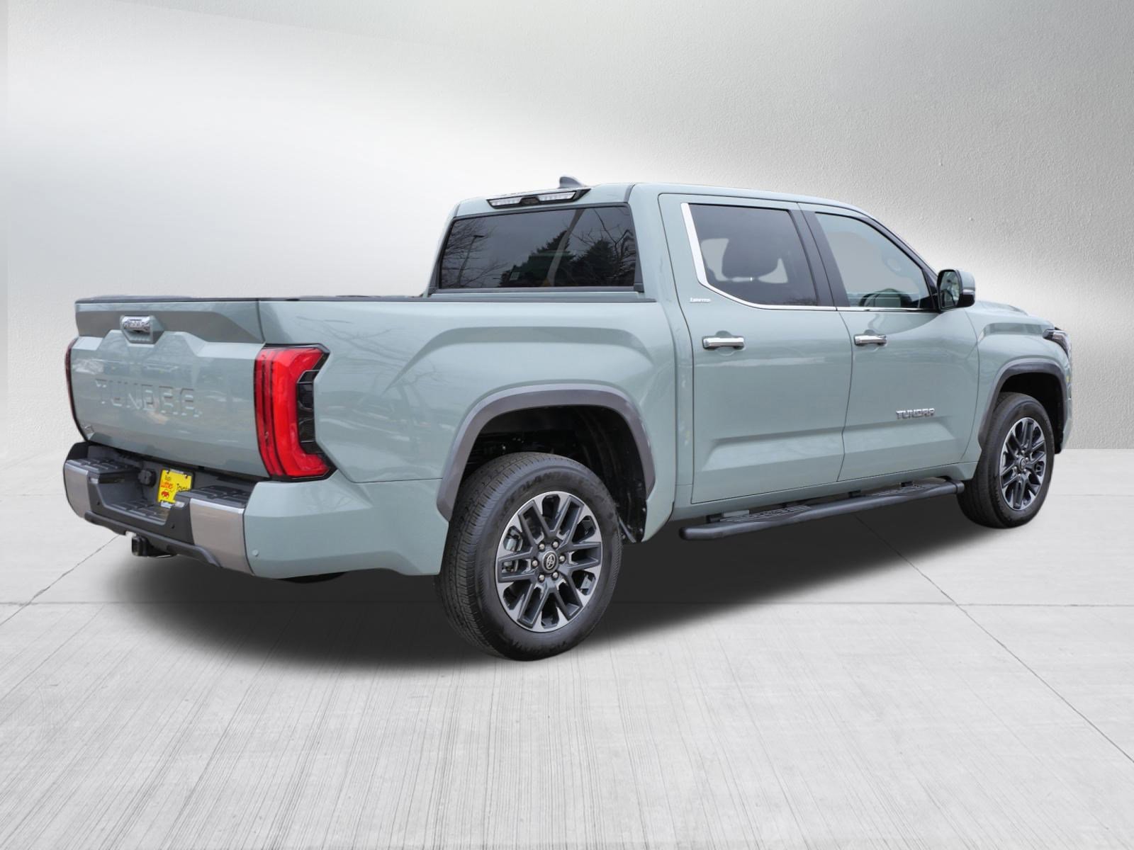 Used 2025 Toyota Tundra Limited image 8