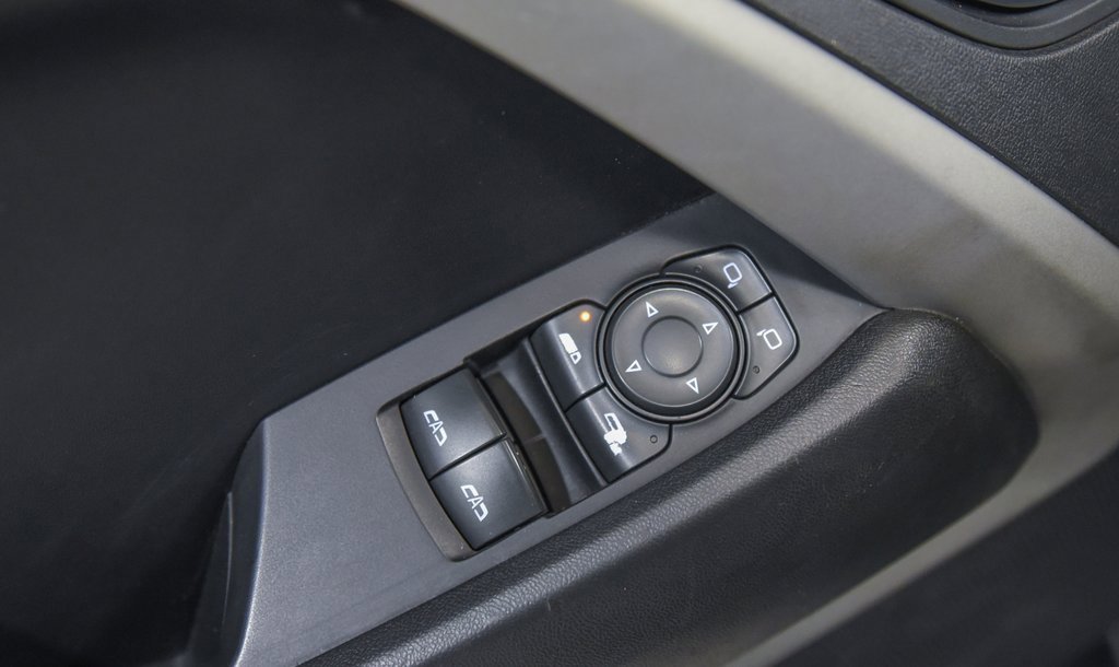 Used 2018 Chevrolet Camaro LT image 15