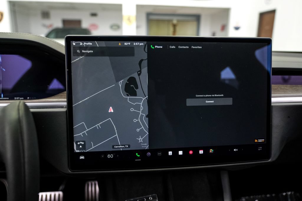 Used 2023 Tesla Model S AWD/4WD image 24