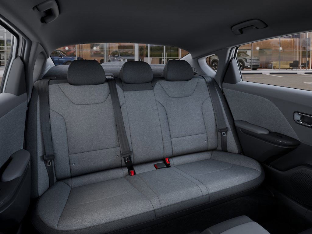 New 2025 Kia K4 LX image 18