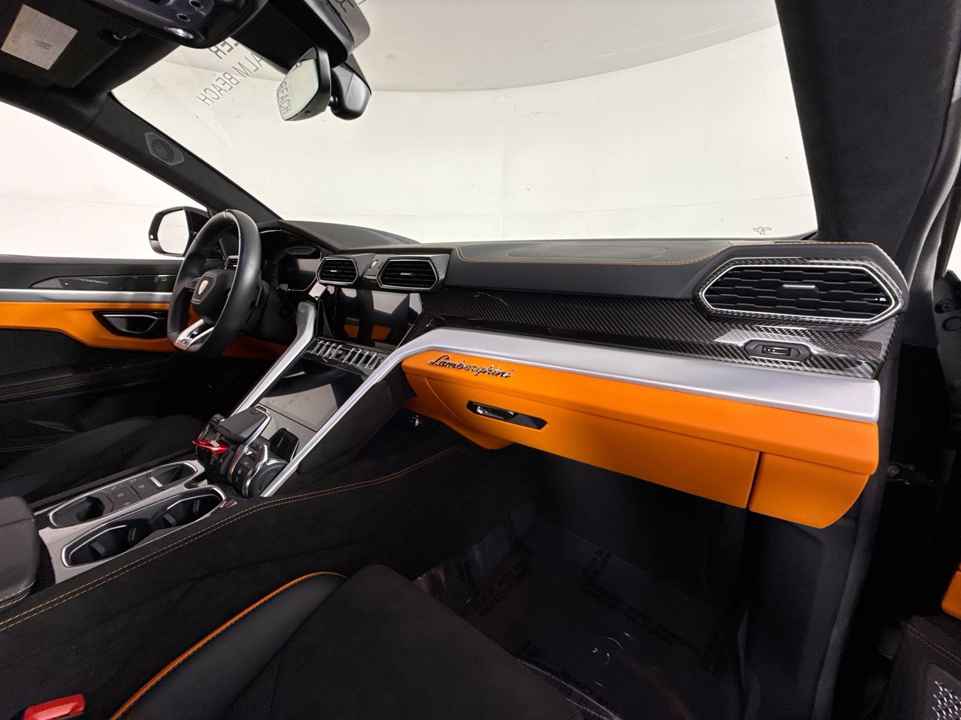 Used 2024 Lamborghini Urus S AWD/4WD image 26