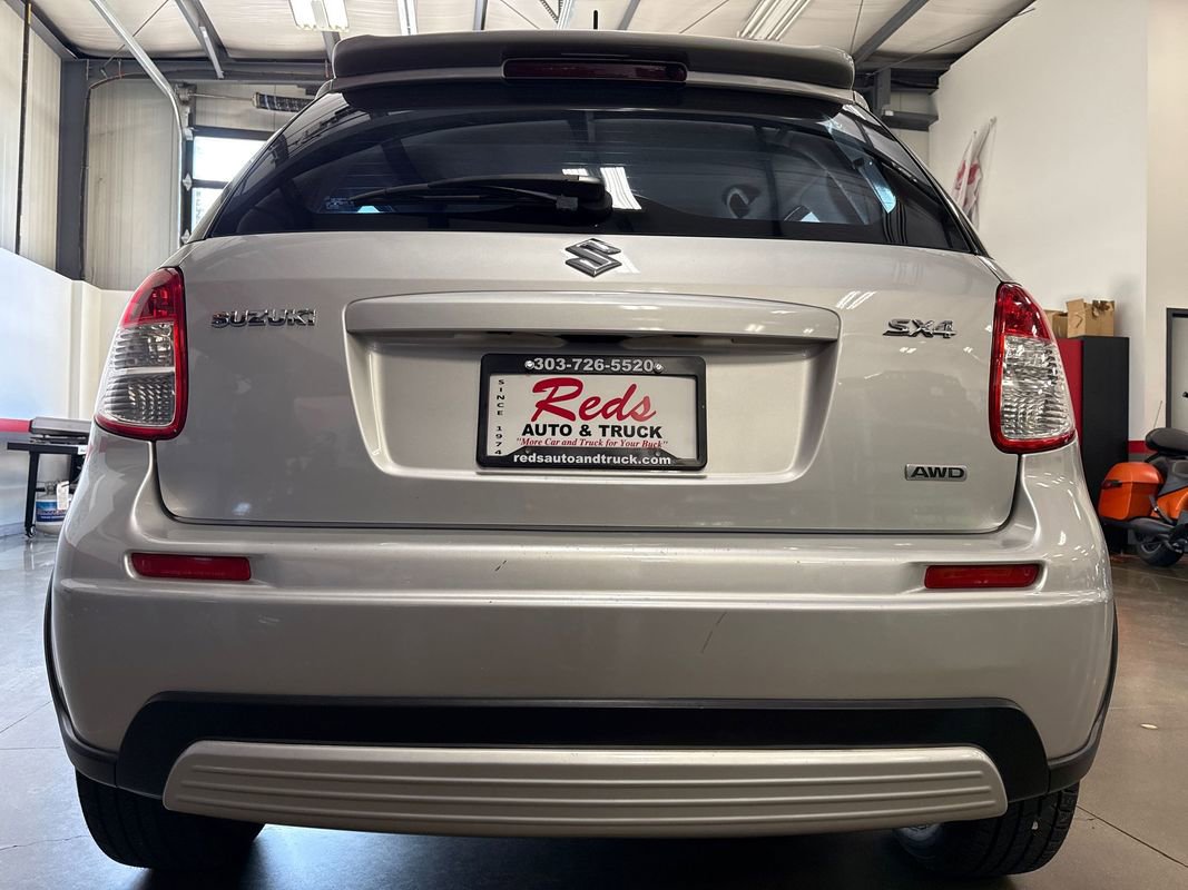 Used 2008 Suzuki SX4 AWD Hatchback image 36