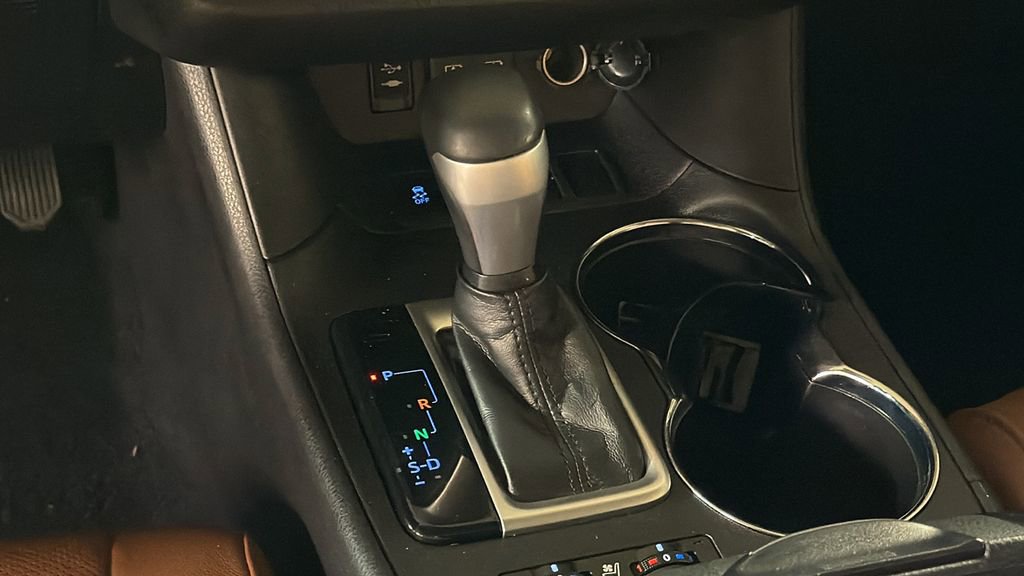 Used 2018 Toyota Highlander Limited image 23
