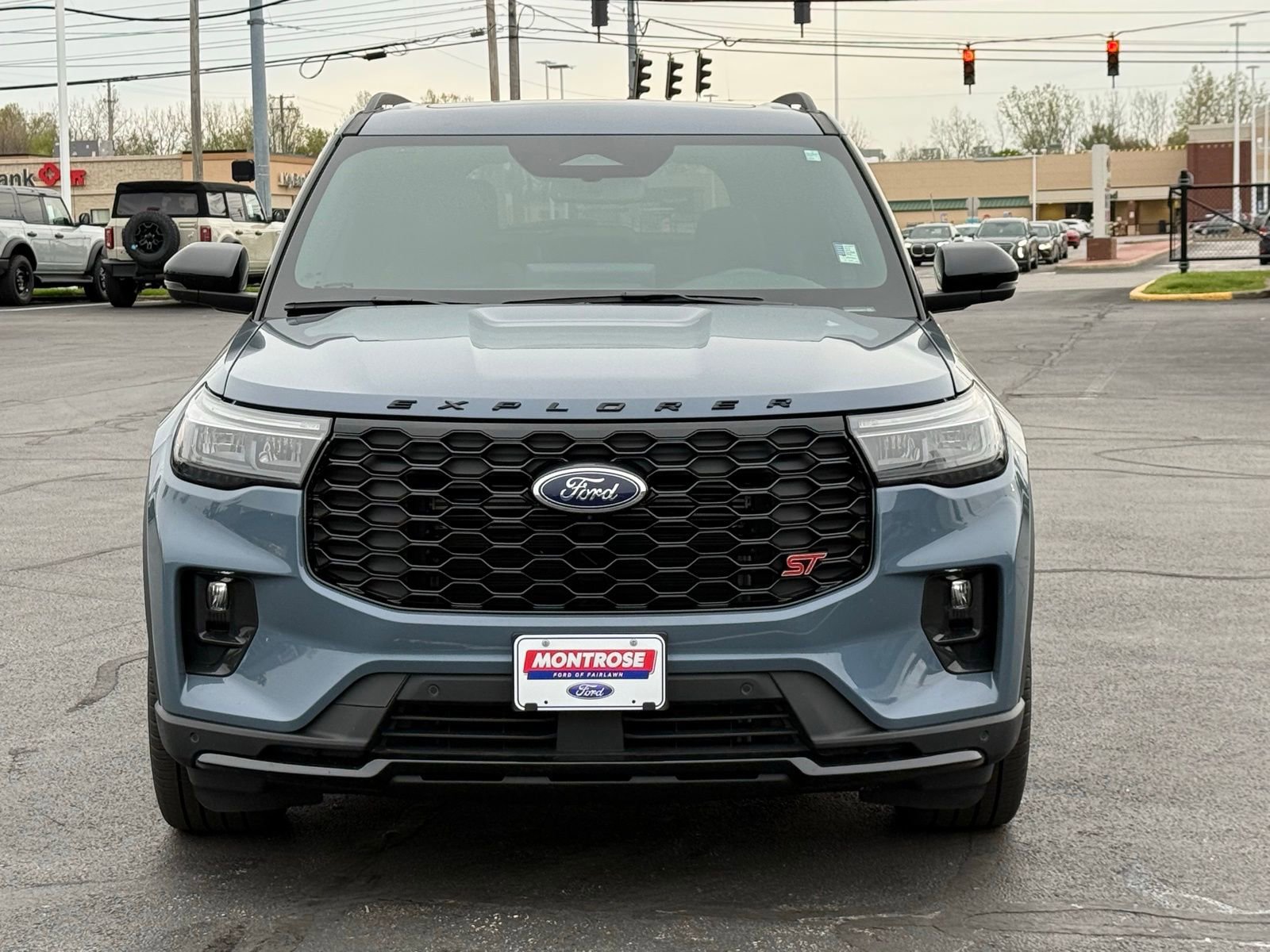 Used 2025 Ford Explorer ST w/ Sun And Sound Package AWD/4WD image 8
