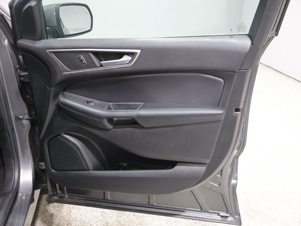 Used 2023 Ford Edge SEL AWD/4WD image 23