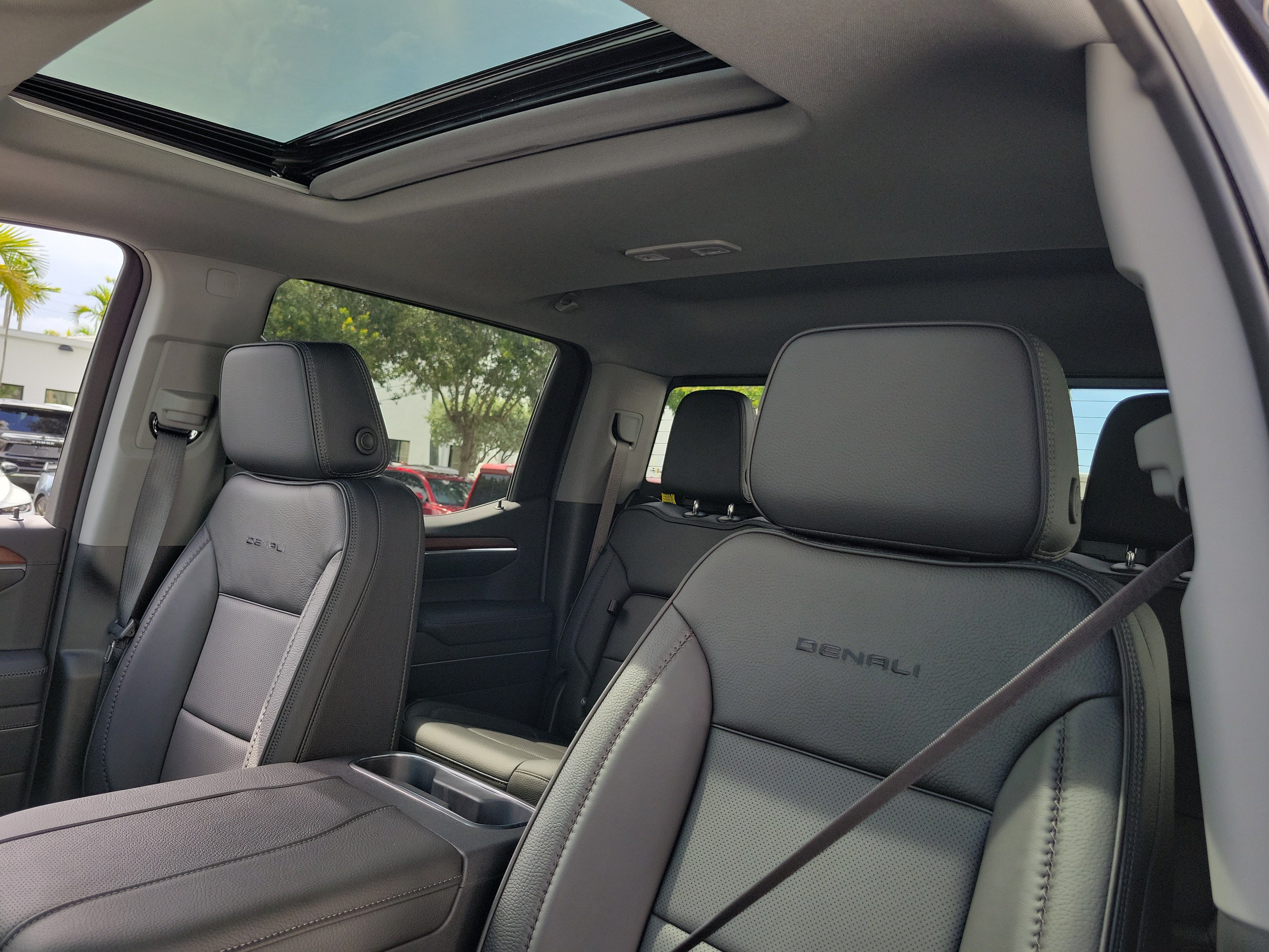 New 2026 GMC Sierra 1500 Denali w/ Technology Package AWD/4WD image 21