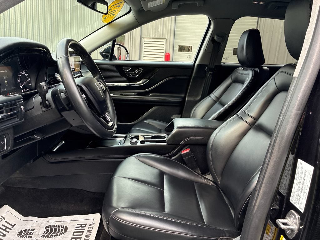 Used 2021 Lincoln Corsair AWD w/ Equipment Group 101A image 10