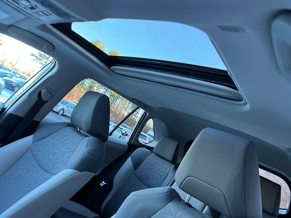 Used 2023 Toyota RAV4 XLE w/ Convenience Package image 21