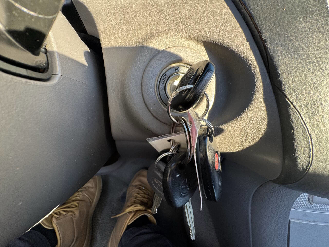 Used 2006 Toyota Solara SLE image 29