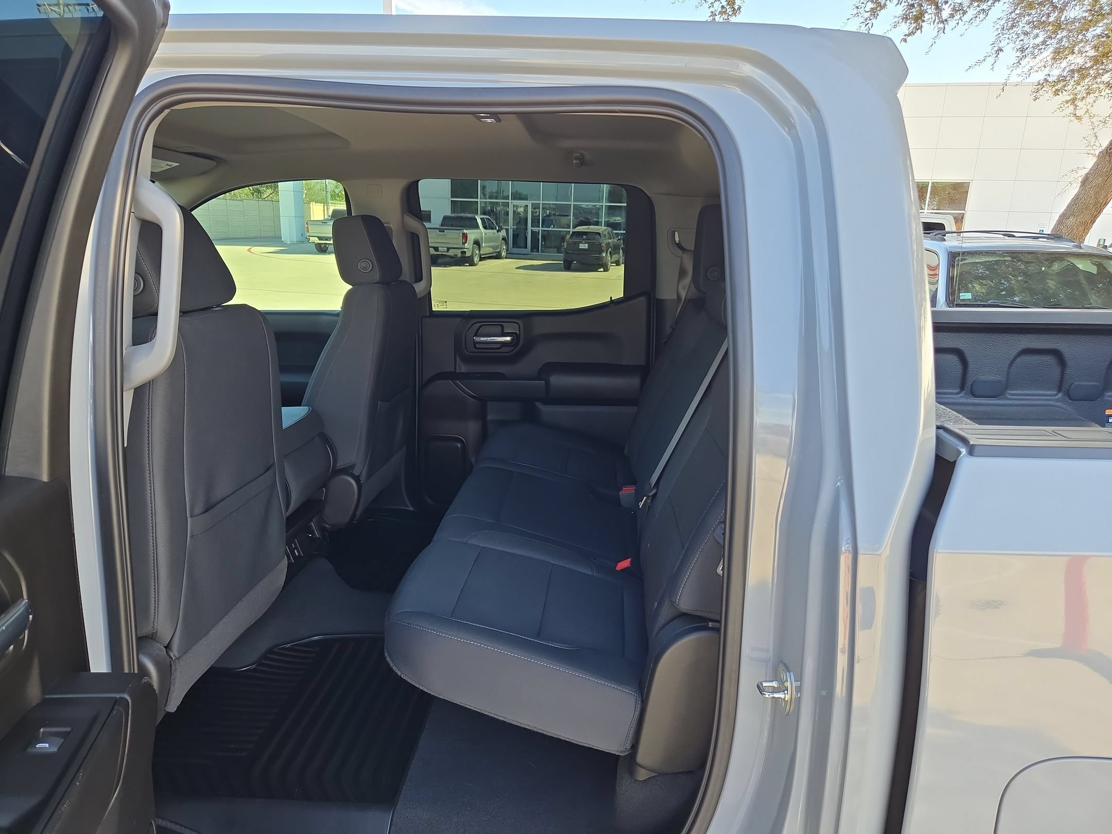 Certified 2024 Chevrolet Silverado 1500 Custom RWD image 13