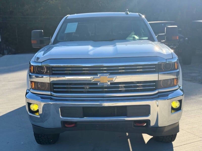 Used 2016 Chevrolet Silverado 2500 LT w/ LT Convenience Package image 2