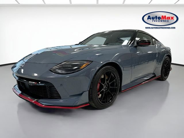 Used 2024 Nissan Z NISMO w/ Floor Mat Package RWD image 3