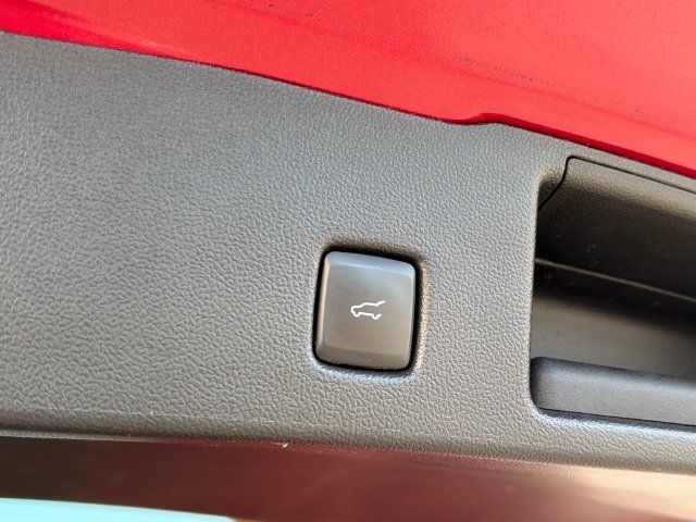 Used 2021 Ford Escape SEL FWD image 6