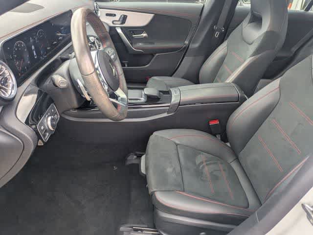Used 2023 Mercedes-Benz CLA 250 image 15