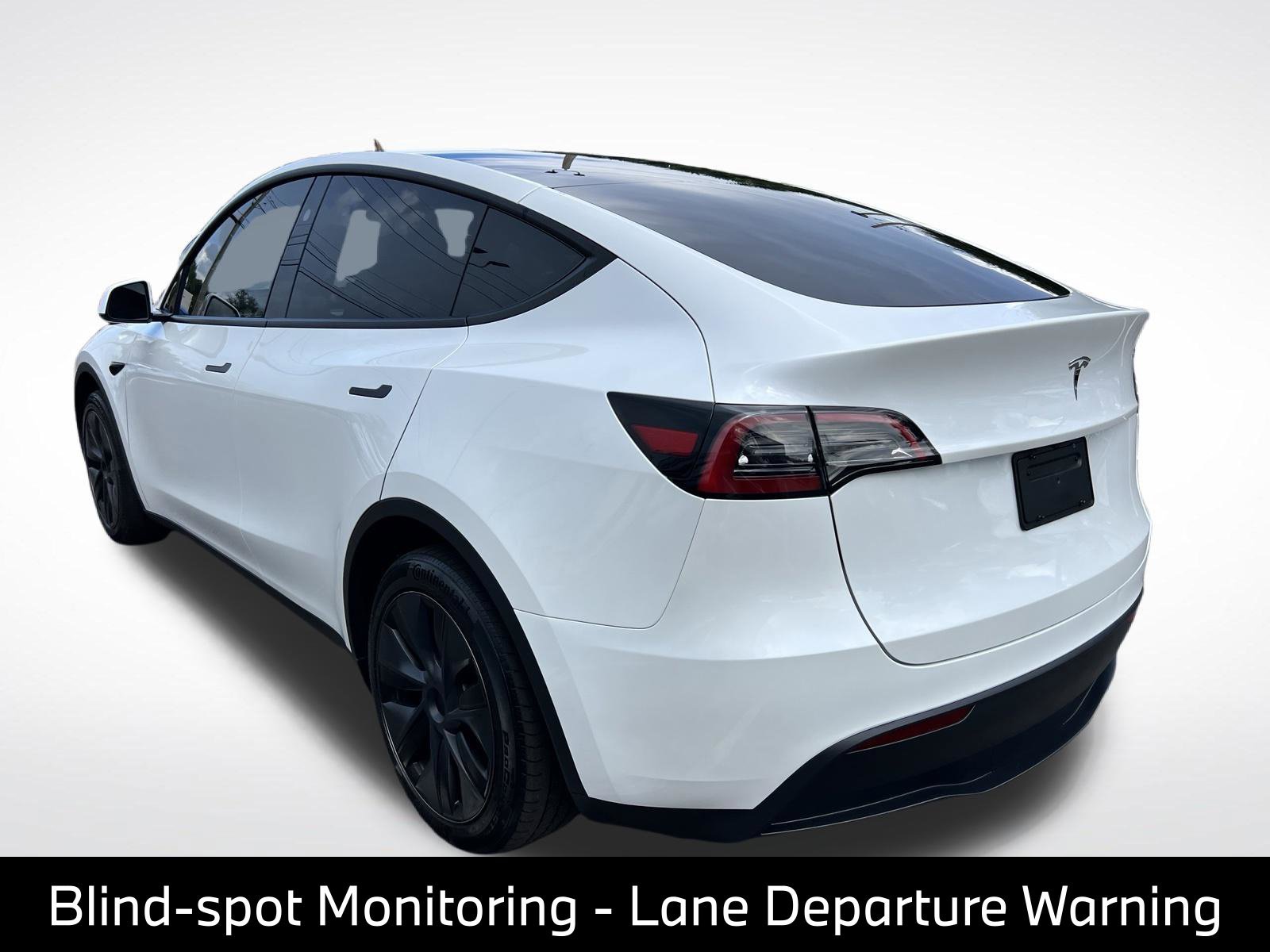 Used 2025 Tesla Model Y Long Range RWD image 6