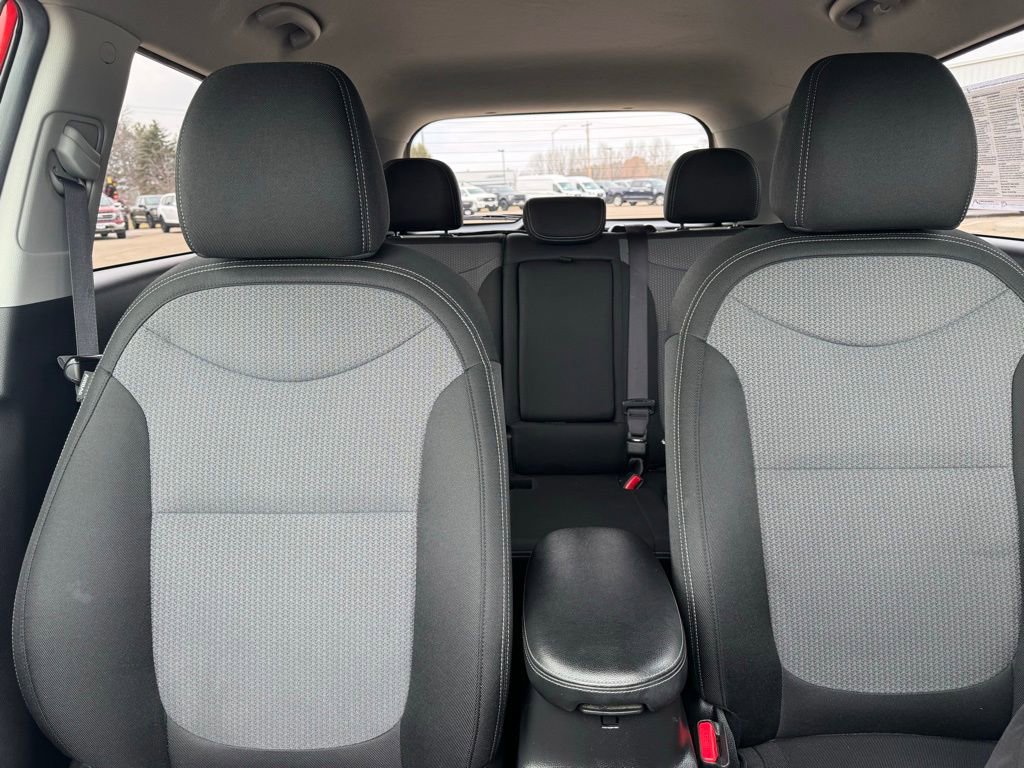 Used 2018 Kia Soul + image 20
