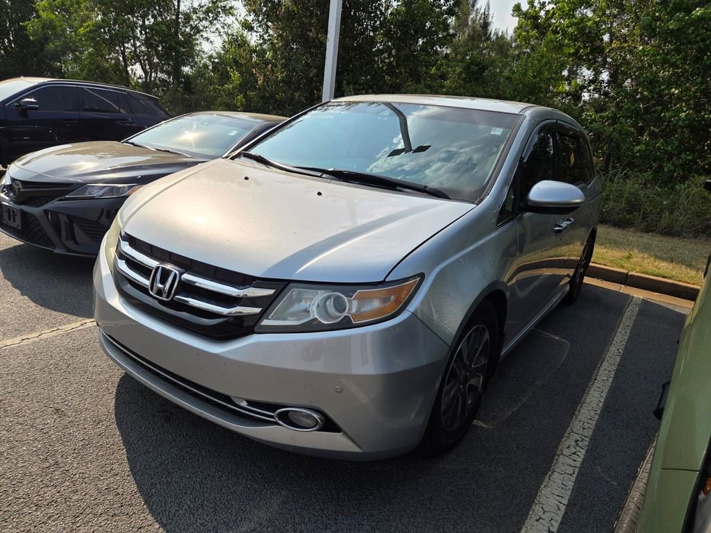 Used 2015 Honda Odyssey Touring image 3