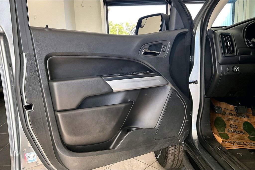 Used 2022 Chevrolet Colorado LT w/ LT Convenience Package RWD image 18