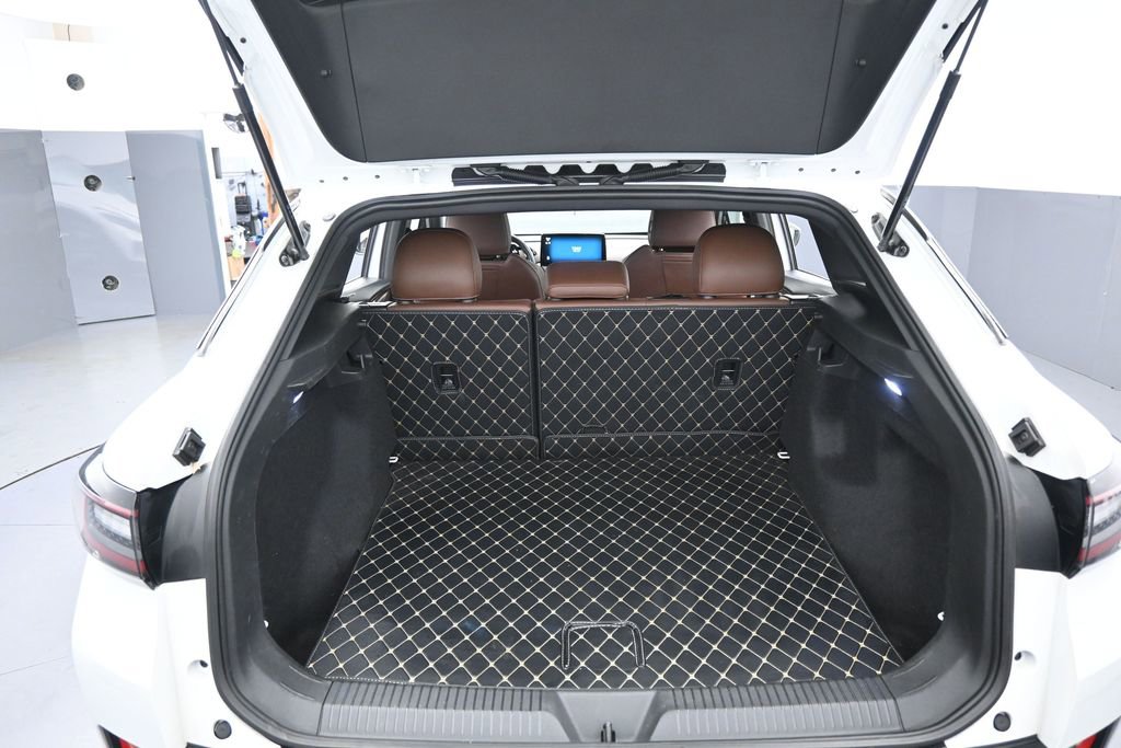 Used 2023 Volkswagen ID.4 Pro RWD image 31