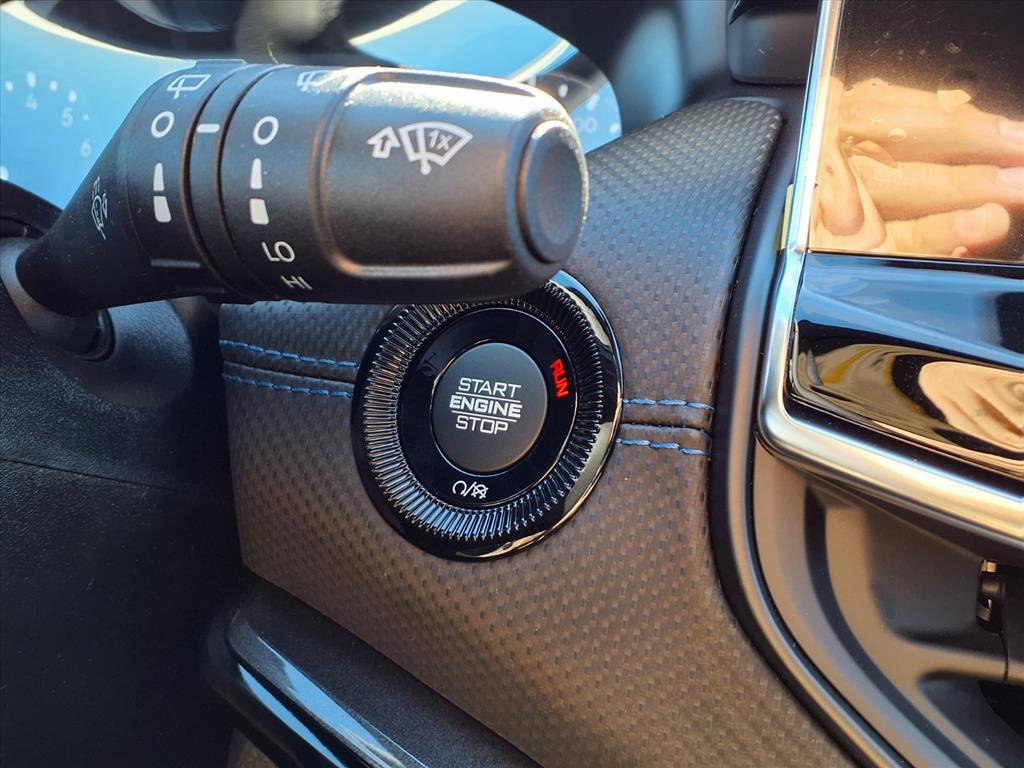 New 2026 Jeep Compass Altitude image 13