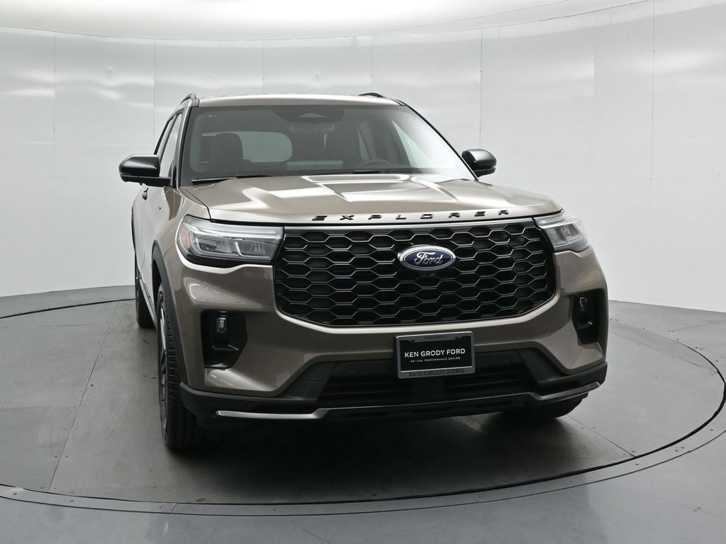 New 2026 Ford Explorer ST-Line w/ ST-Line Street Pack RWD image 58