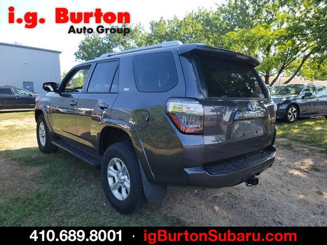 Used 2017 Toyota 4Runner SR5 Premium AWD/4WD image 4
