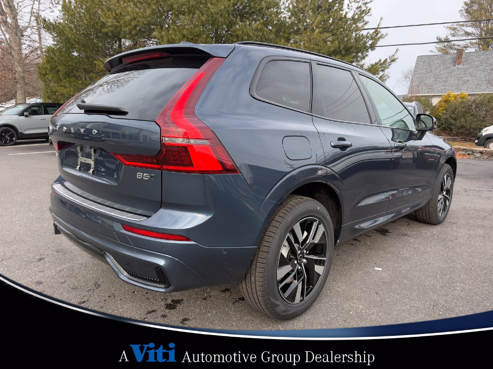 Used 2026 Volvo XC60 B5 Plus w/ Protection Package Premier AWD/4WD image 8