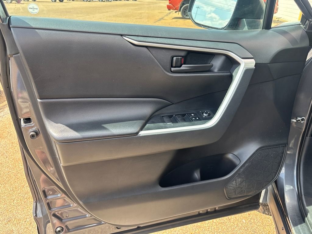 Used 2020 Toyota RAV4 LE w/ All Weather Liner Package image 6