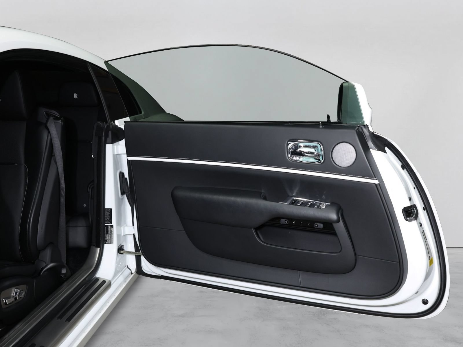 Used 2019 Rolls-Royce Wraith RWD image 43