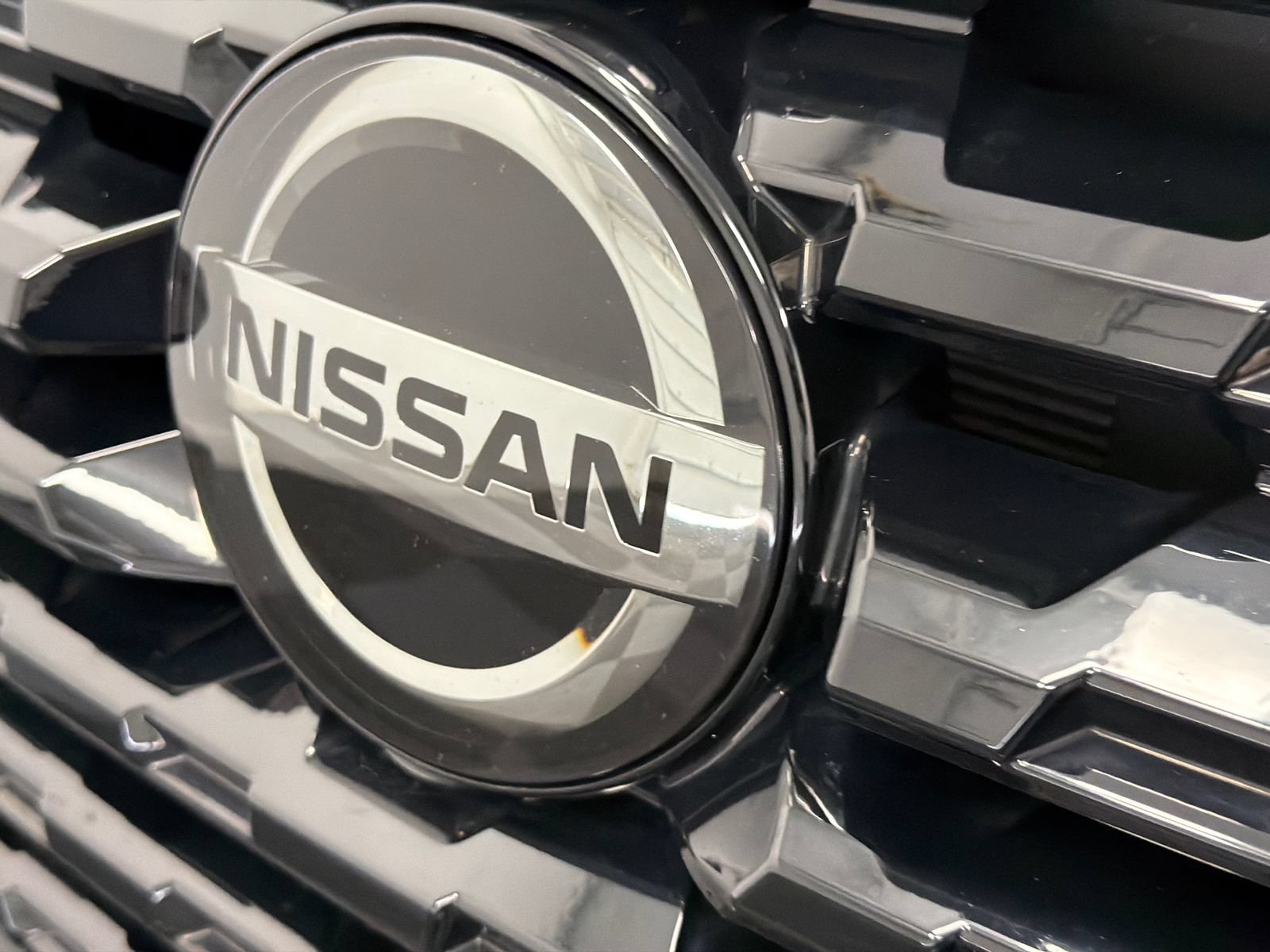 Used 2021 Nissan Kicks SR w/ SR Premium Package FWD image 13