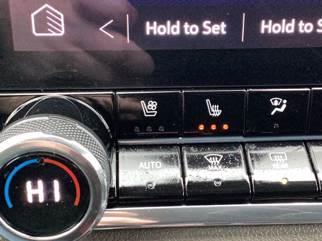 Used 2024 Chevrolet Colorado ZR2 w/ ZR2 Bison Edition image 27