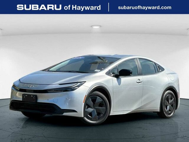Used 2024 Toyota Prius LE