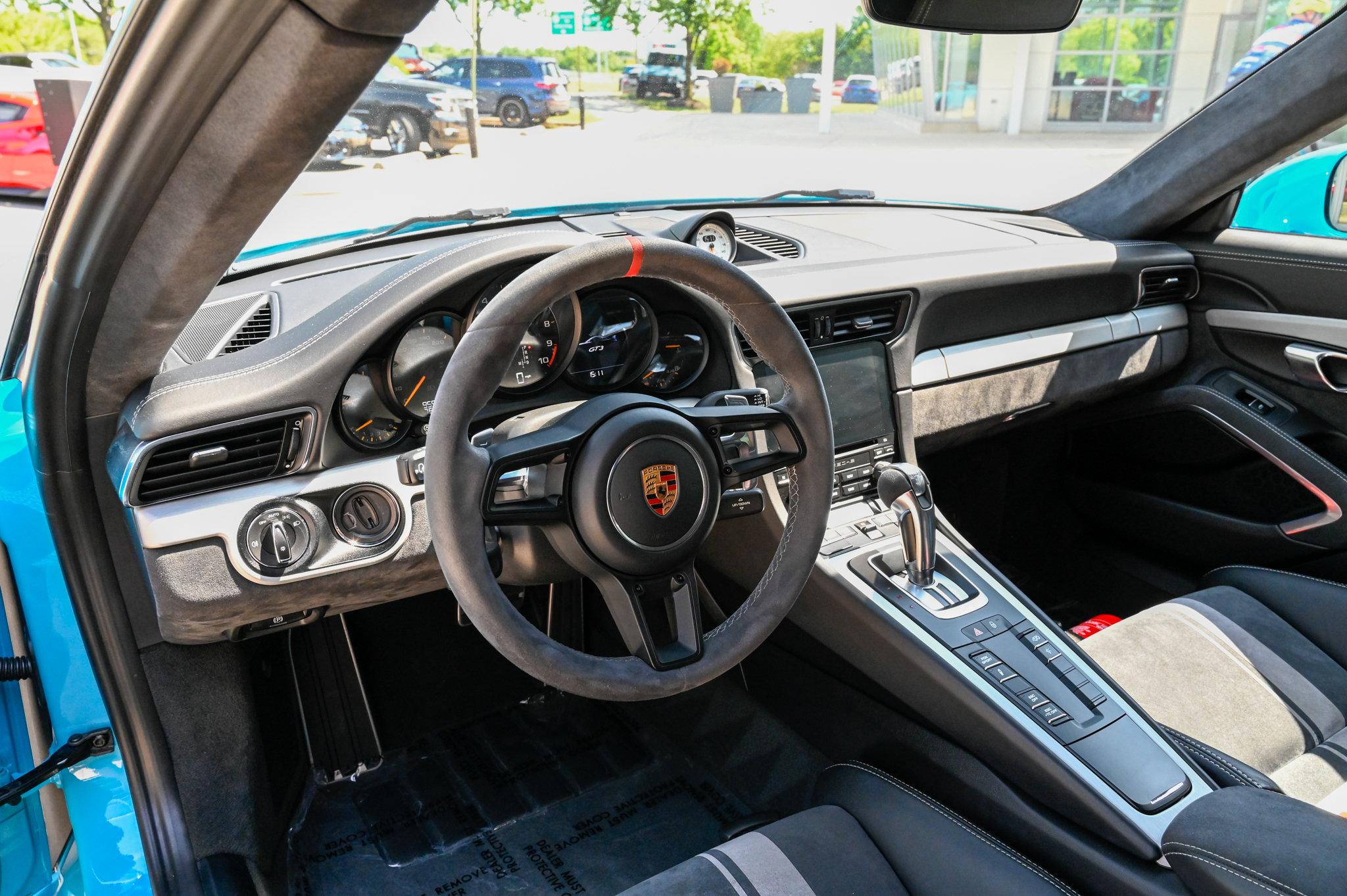 Used 2018 Porsche 911 GT3 RWD image 16
