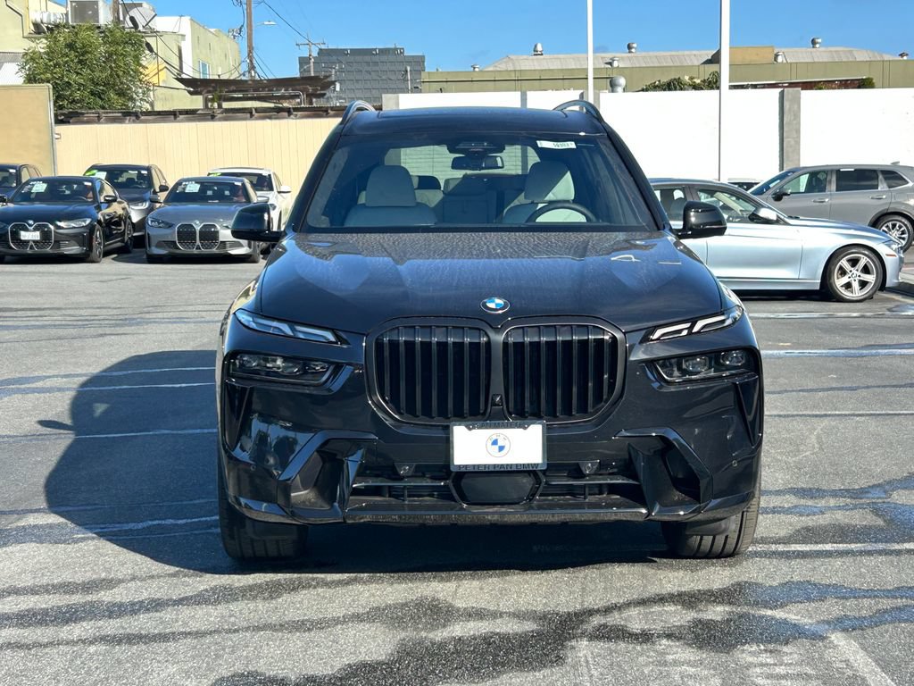 New 2027 BMW X7 xDrive40i w/ M Sport Package AWD/4WD image 8