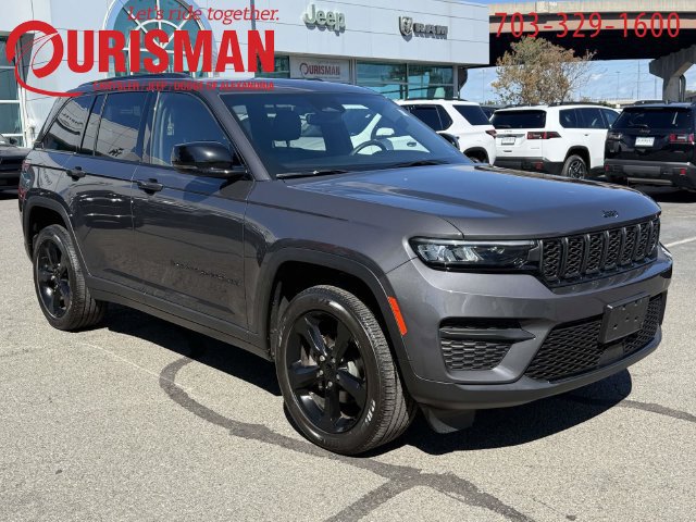 Used 2023 Jeep Grand Cherokee Altitude