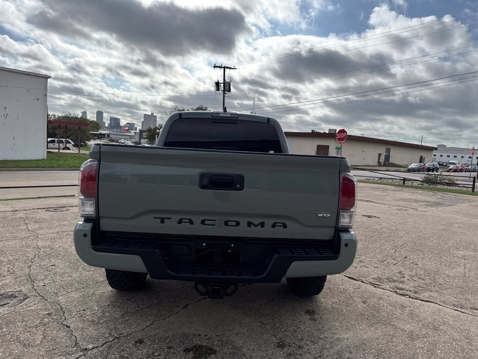 Used 2022 Toyota Tacoma TRD Sport w/ Technology Package AWD/4WD image 6