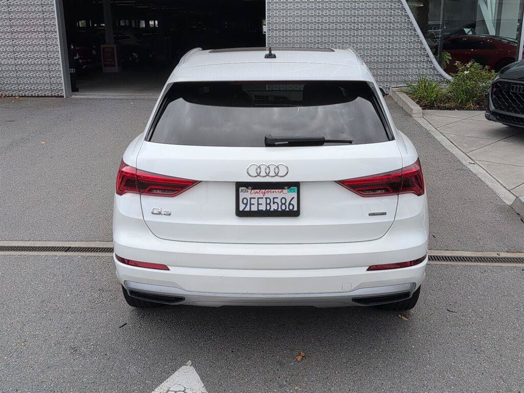 Used 2019 Audi Q3 2.0T Premium AWD/4WD image 7