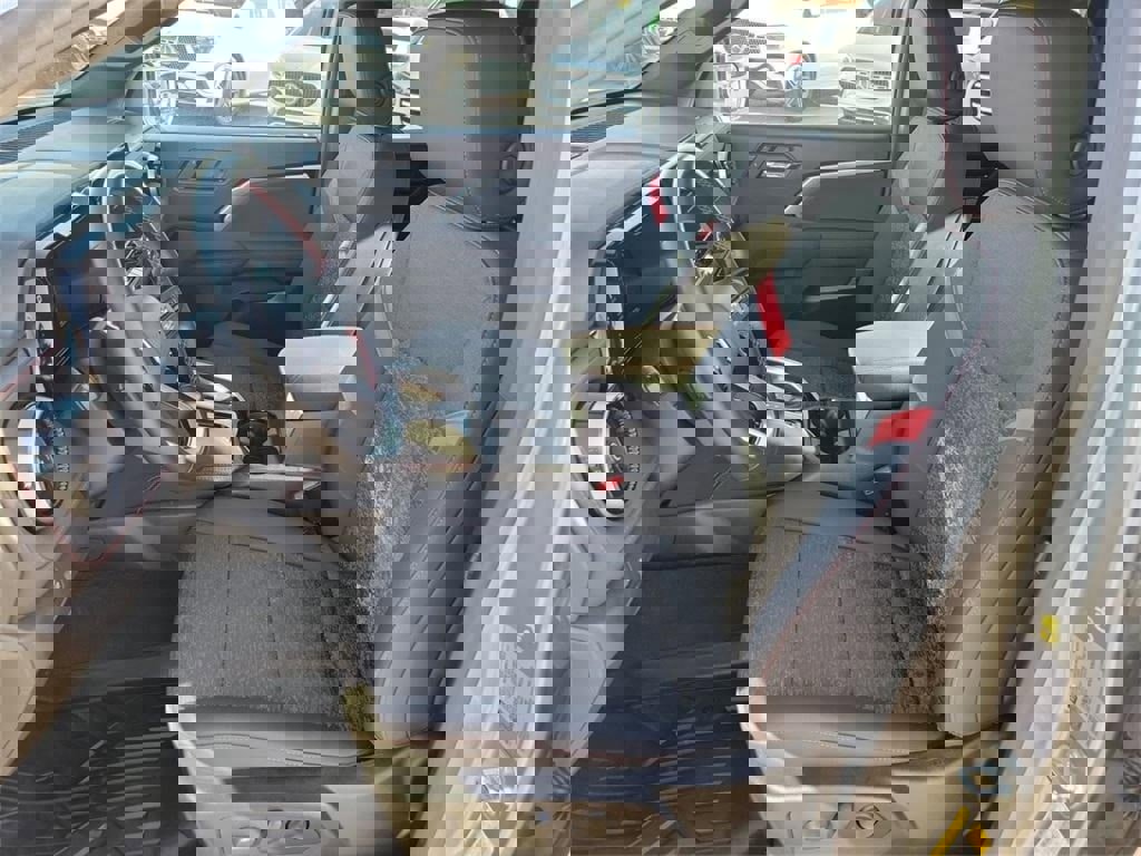 Used 2024 Chevrolet Colorado Z71 w/ Z71 Convenience Package 2 image 16