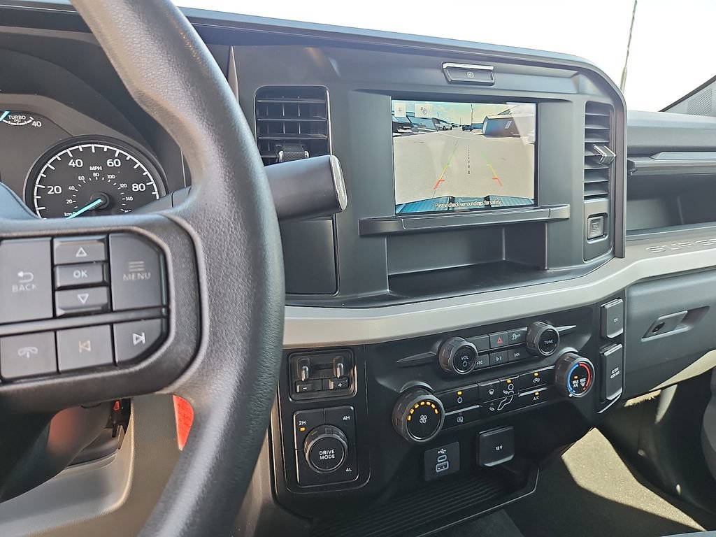 Used 2025 Ford F250 XLT AWD/4WD image 23