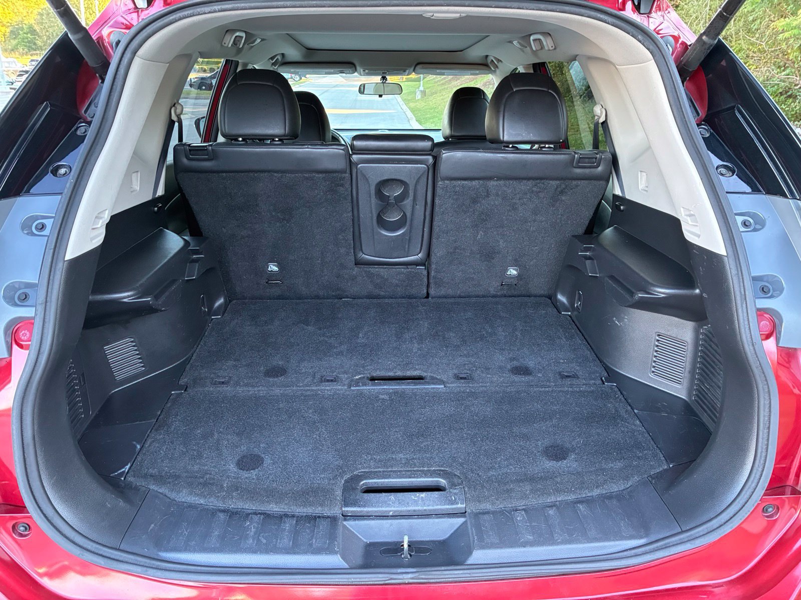 Used 2015 Nissan Rogue SL w/ SL Premium Package AWD/4WD image 15
