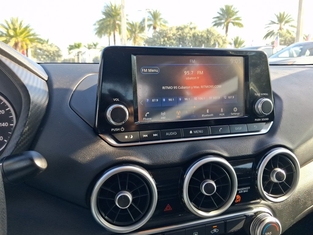 Certified 2024 Nissan Sentra S FWD image 18