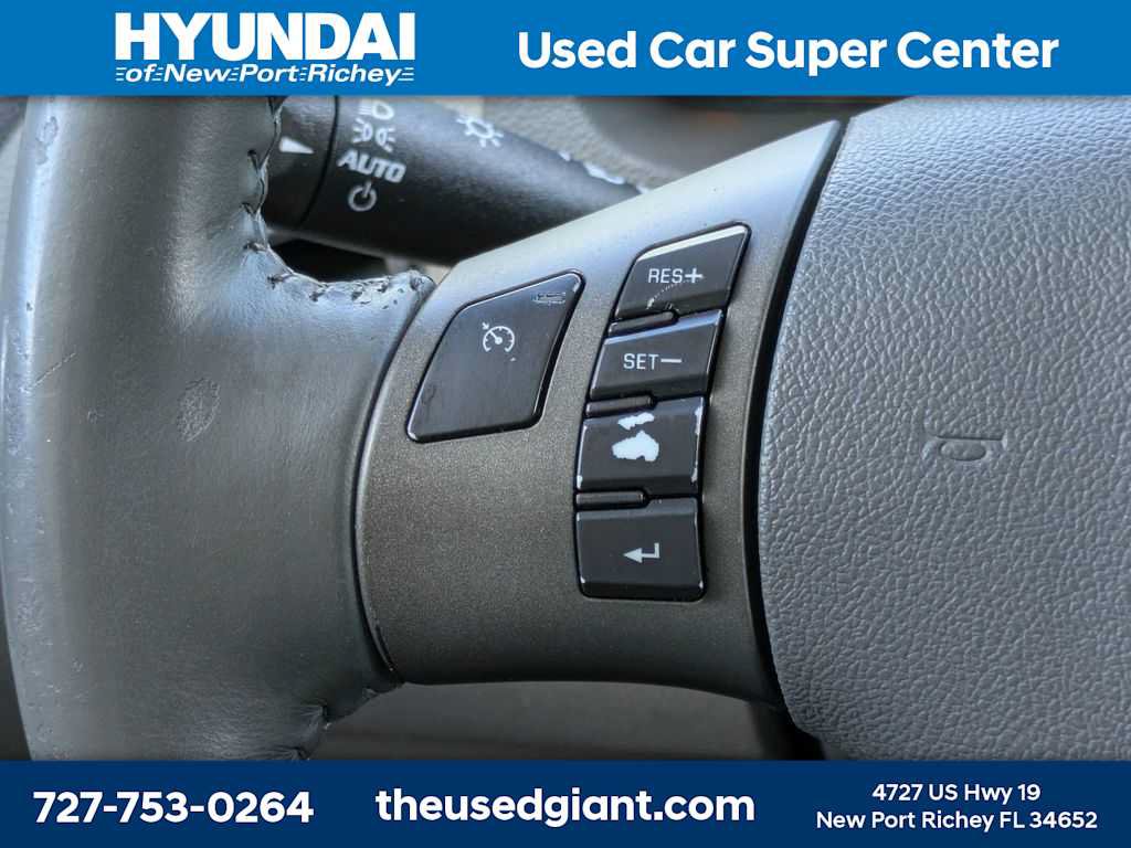 Used 2010 Chevrolet HHR LT FWD image 27