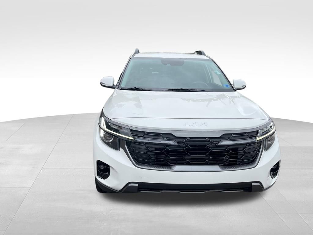Used 2024 Kia Seltos X-Line AWD/4WD image 9