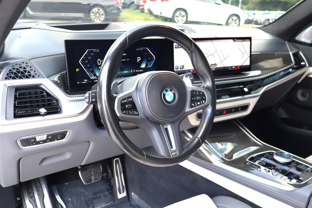 Used 2023 BMW X7 M60i w/ Executive Package AWD/4WD image 22