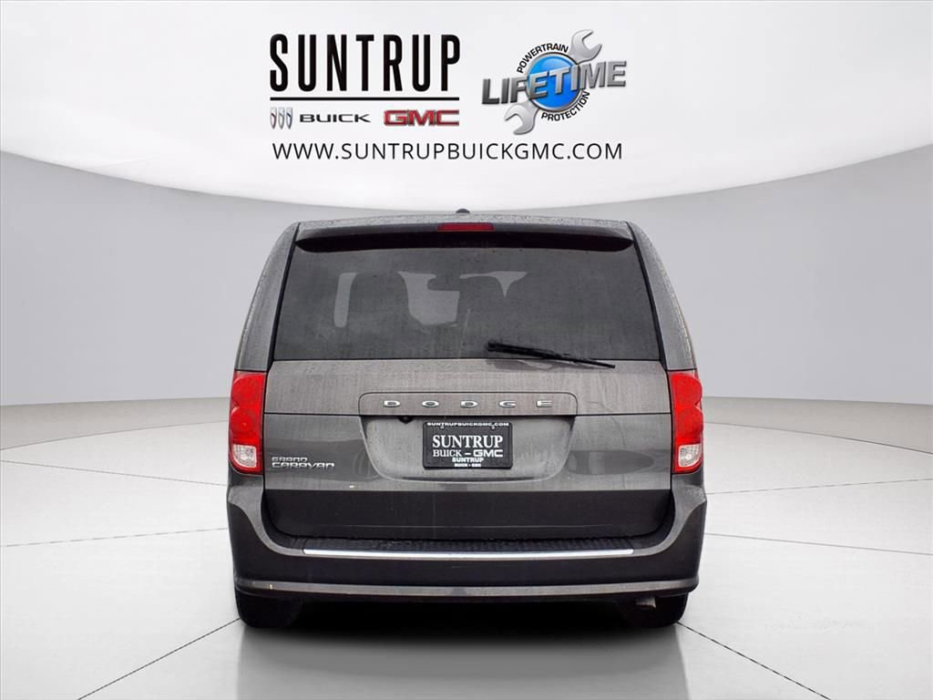 Used 2018 Dodge Grand Caravan SE w/ UConnect Hands-Free Group image 23