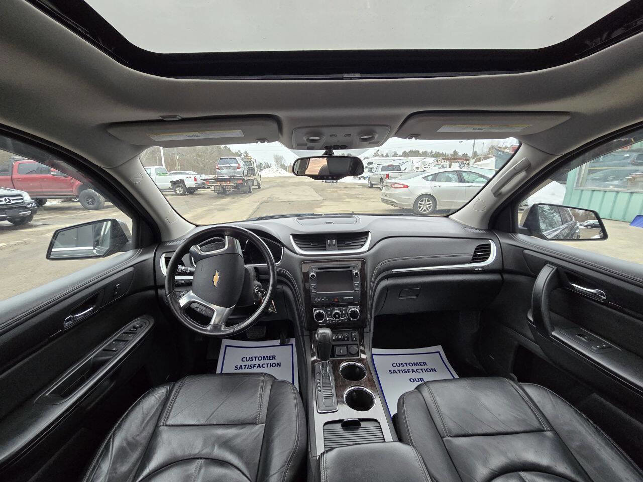 Used 2015 Chevrolet Traverse LT image 14