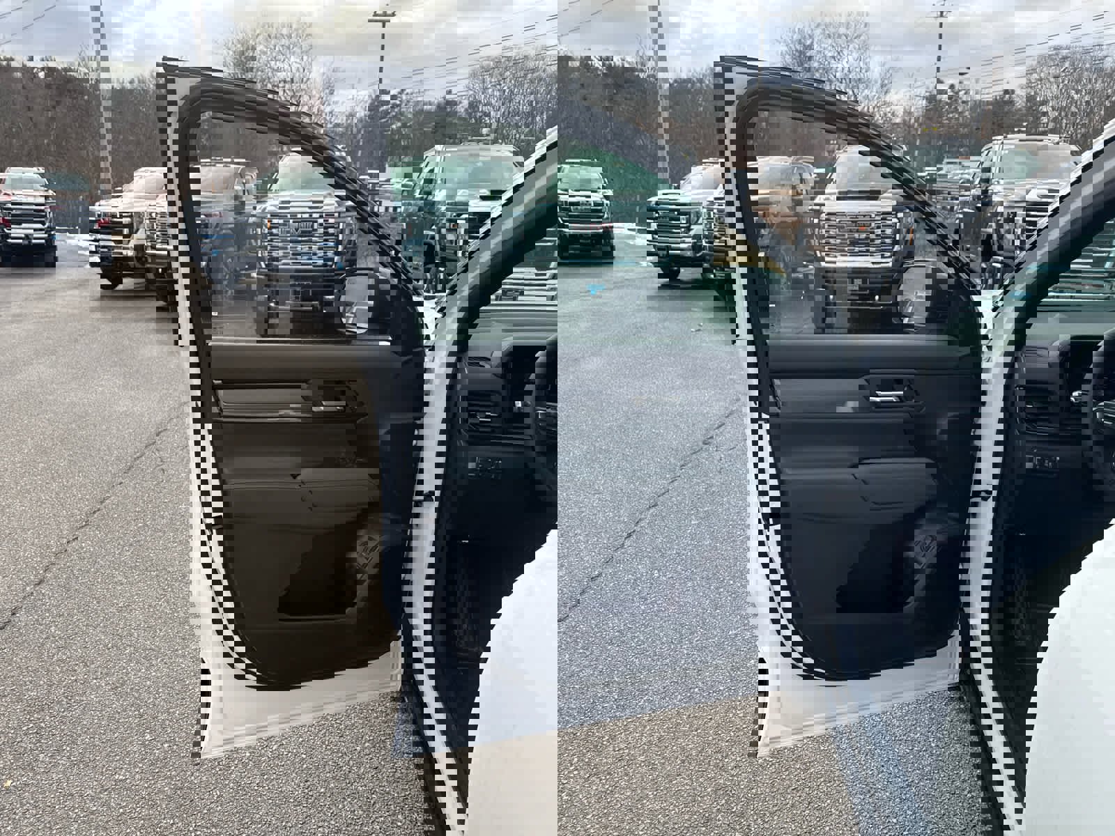 New 2026 GMC Terrain AT4 w/ Technology Package II image 16