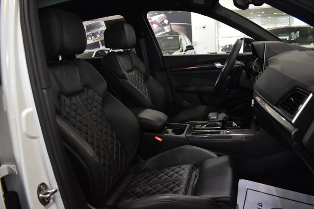 Used 2025 Audi SQ5 Premium Plus w/ Premium Plus Package image 30